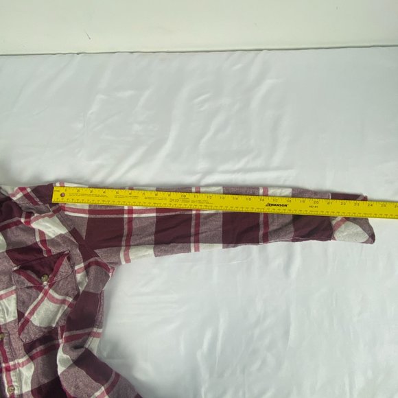 Aritzia TNA Hooded Shirt Boyfriend Fit Flannel Plaid‎ Button Up Red White - Picture 13 of 15